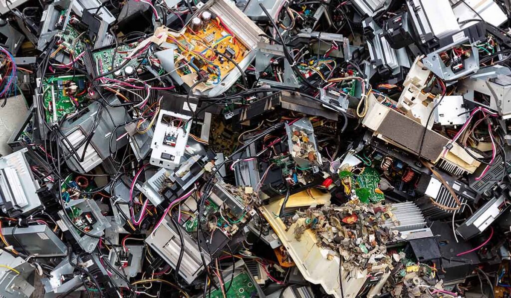 Ewaste by Nalabix